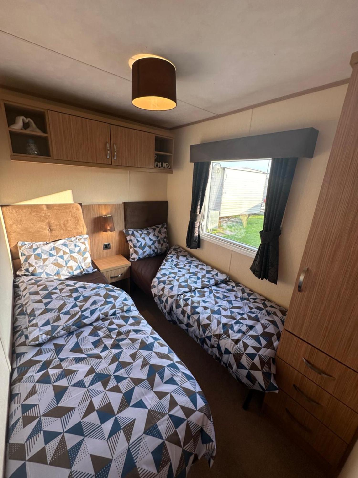 8 Berth Waterside Ingoldmells Santanavan 8 C22 外观 照片