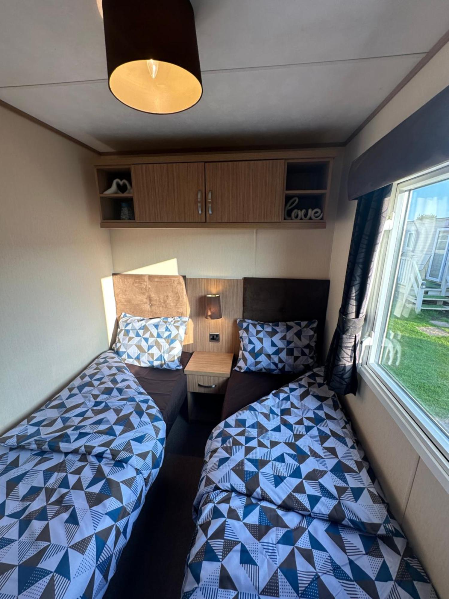 8 Berth Waterside Ingoldmells Santanavan 8 C22 外观 照片