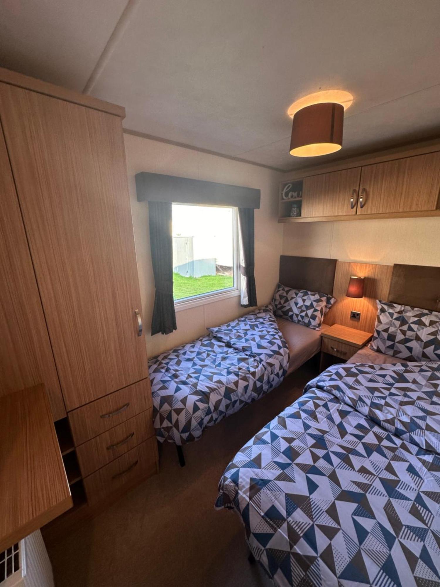 8 Berth Waterside Ingoldmells Santanavan 8 C22 外观 照片